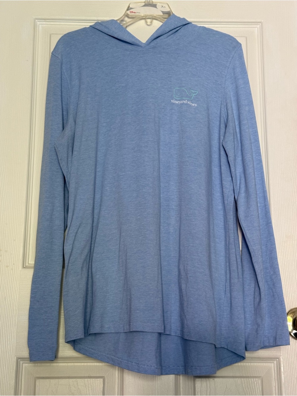 Vineyard Vines Women’s Blue Lightweight Hooded Performance Shirt XL Whale Logo